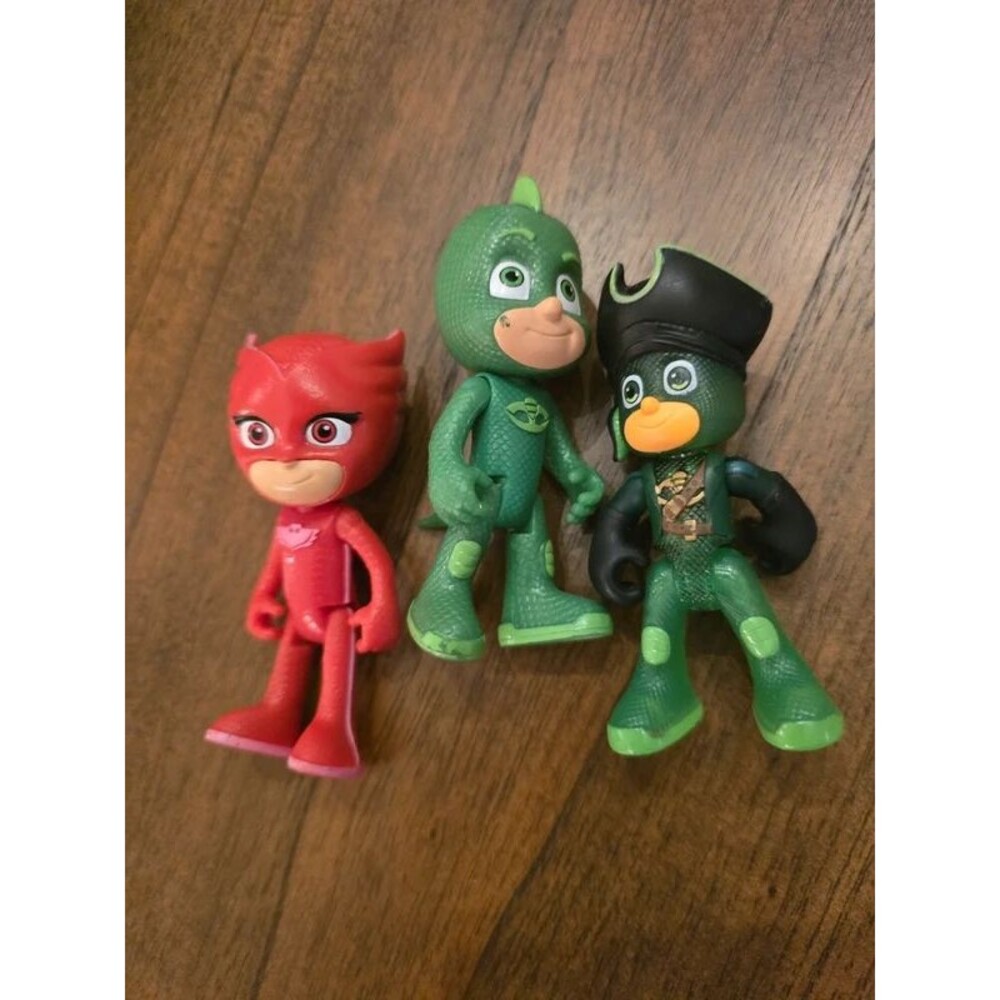 PJ Masks Figure Lot of 3 Owlette Gekko Pirate Gekko Action Toys